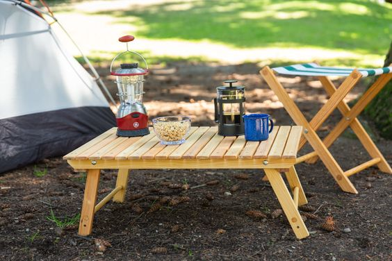https://diy.dunnlumber.com/projects/how-to-make-a-diy-folding-camping-table