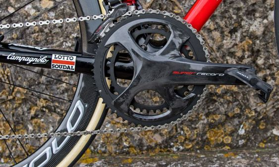 https://bikerumor.com/2020/01/03/spotted-is-lotto-soudal-training-on-prototype-campagnolo-super-record-power-meter/